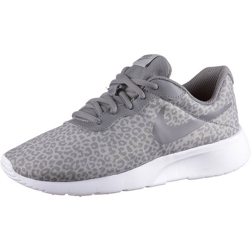 nike jungen tanjun sneaker nike jungen tanjun sneaker