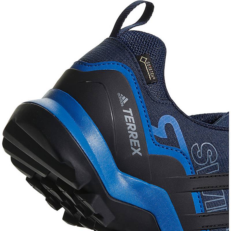 adidas Terrex Swift R2 GTX Men collegiate navy at Sport adidas Terrex Swift R2 GTX Men collegiate navy at Sport