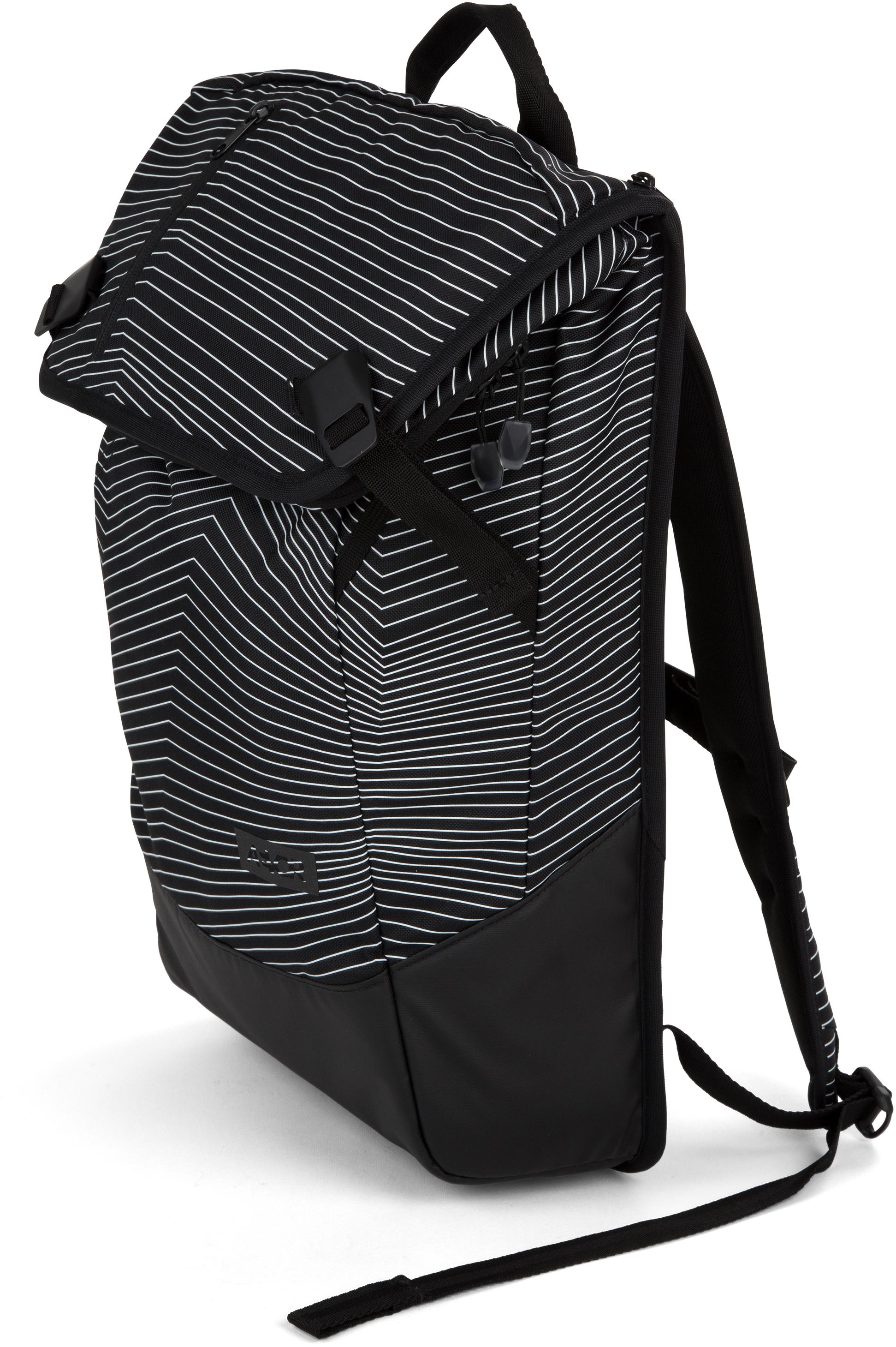 aevor daypack fineline black