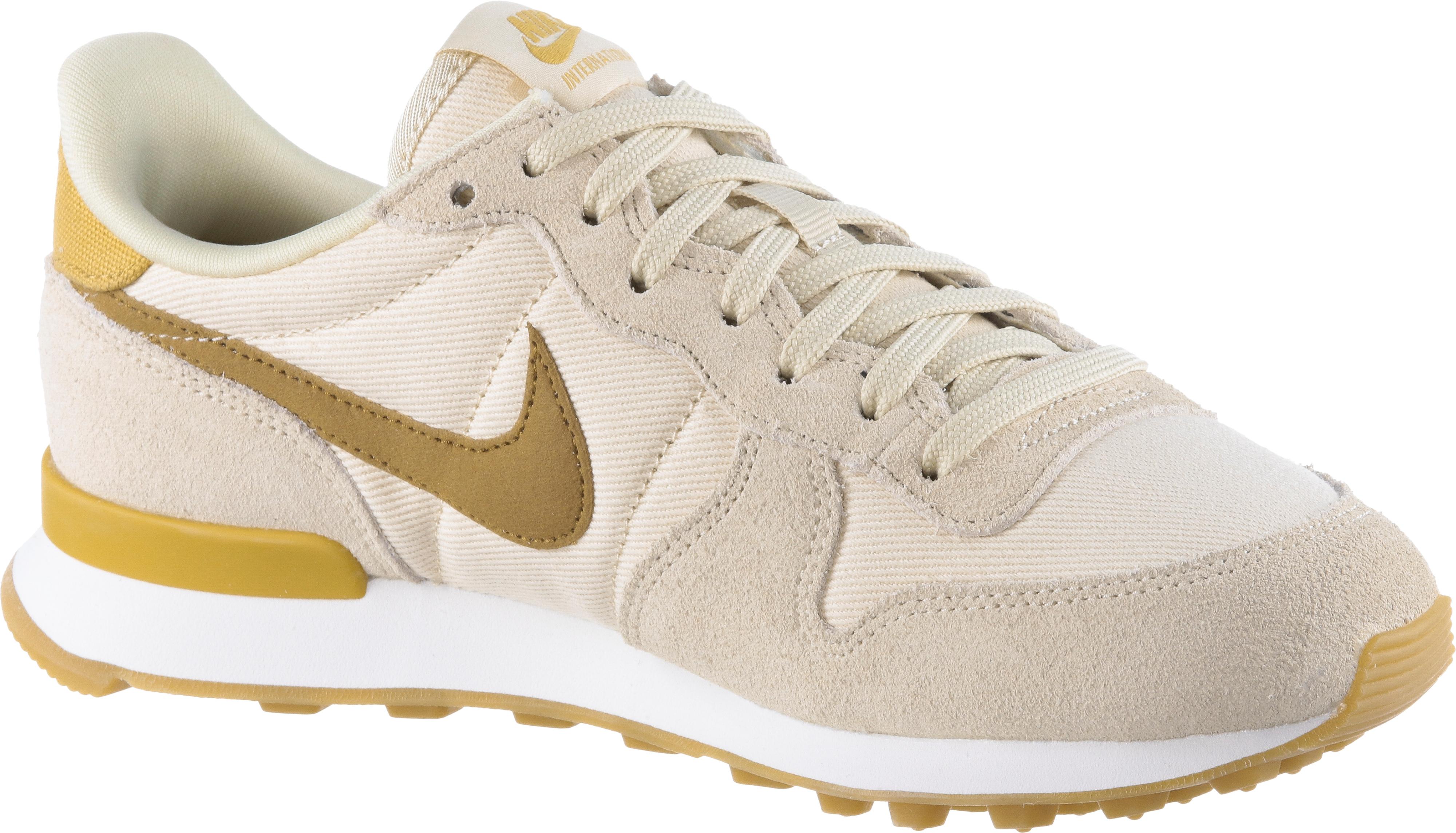 nike internationalist beach wheat gold