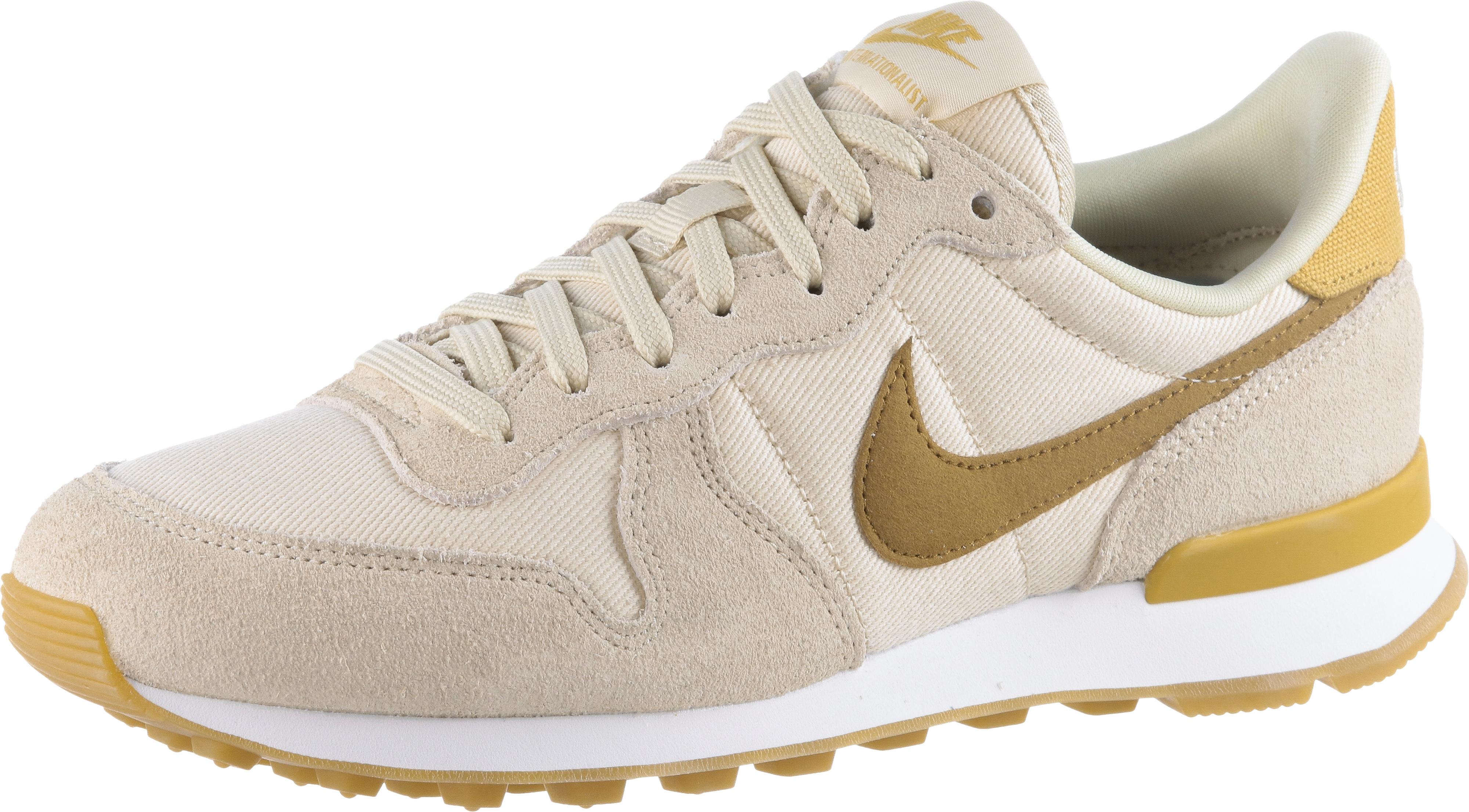 sneaker internationalist