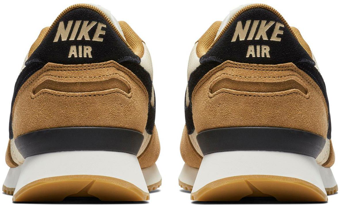 nike air vortex golden beige