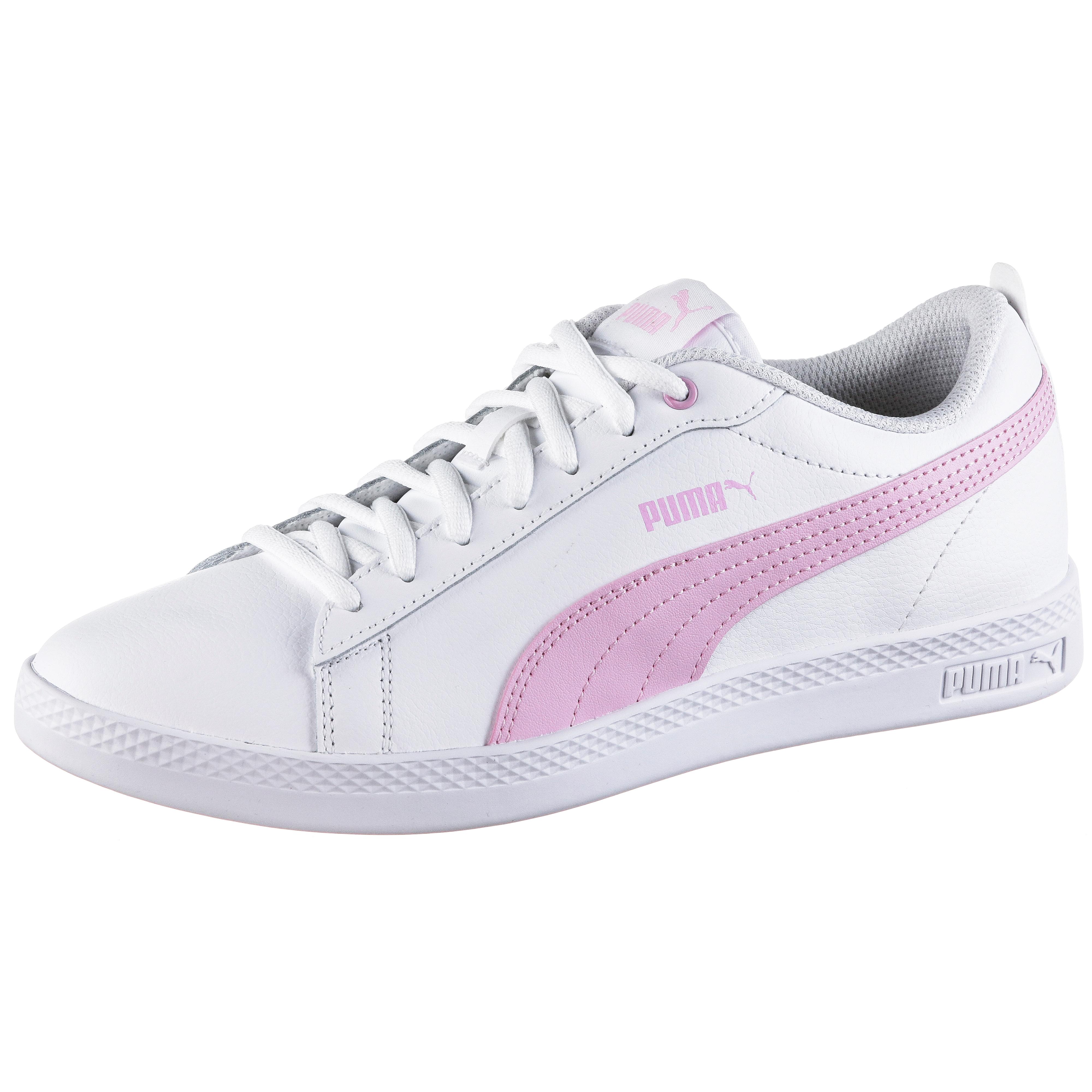 pale pink tennis shoes