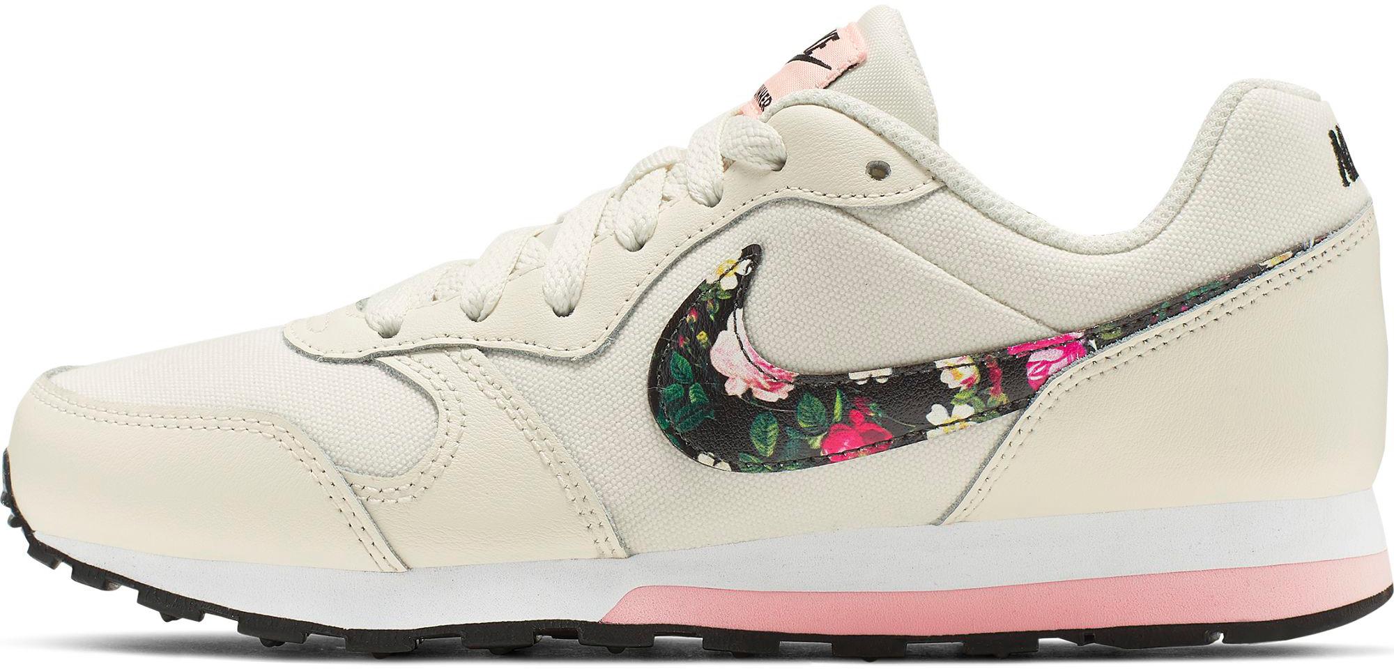 nike sneaker pink