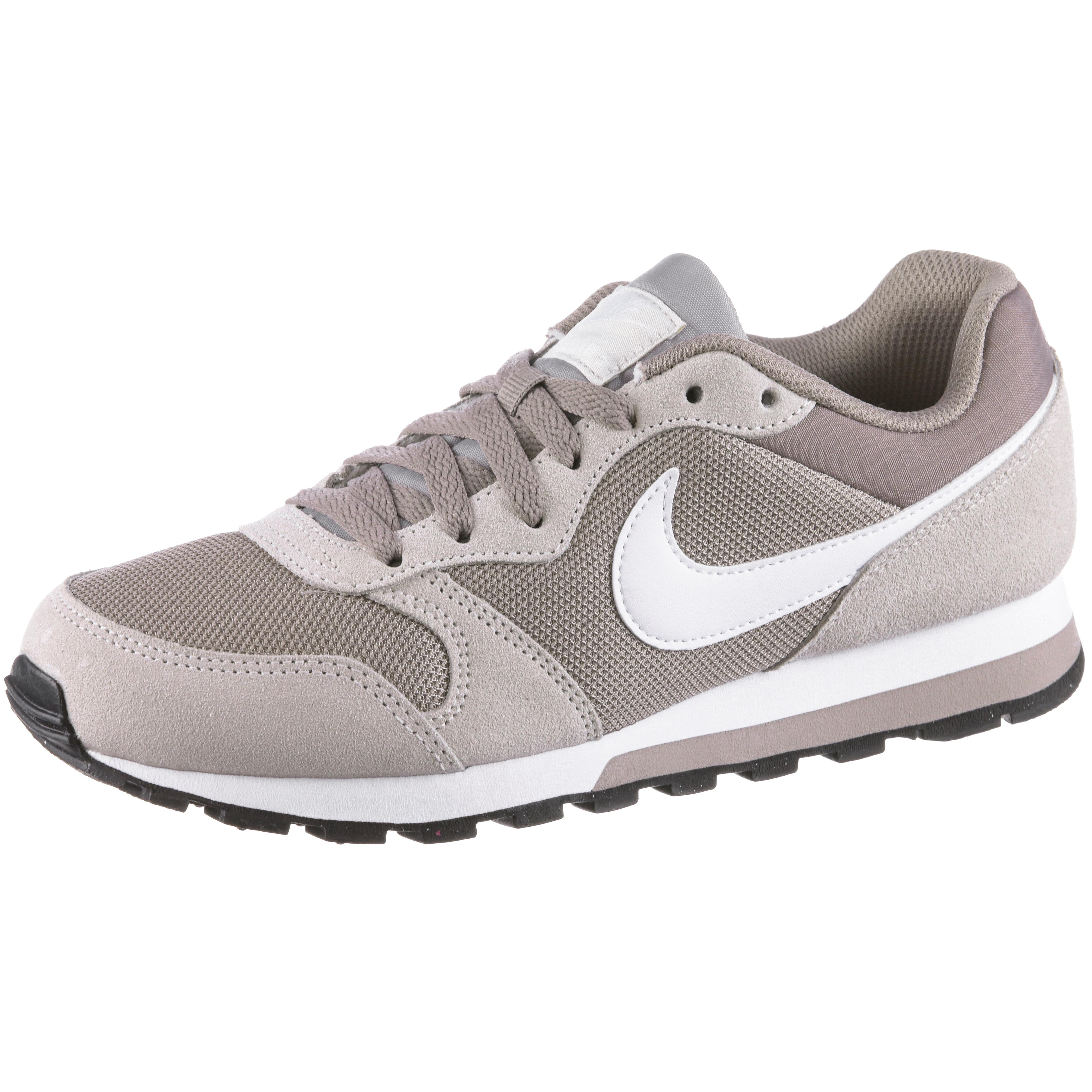 nike sneaker md runner 2