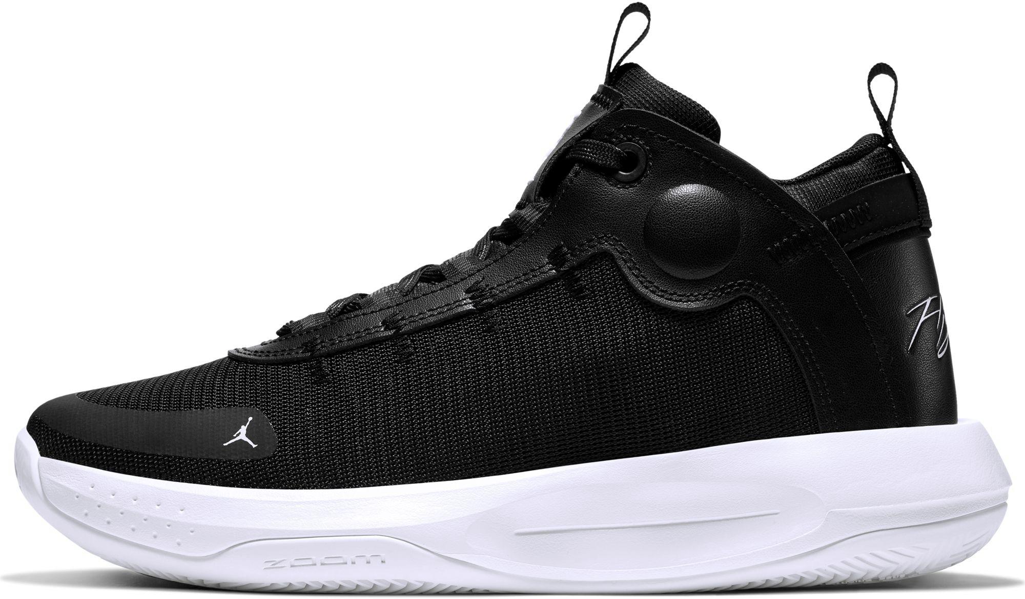 schwarze basketballschuhe