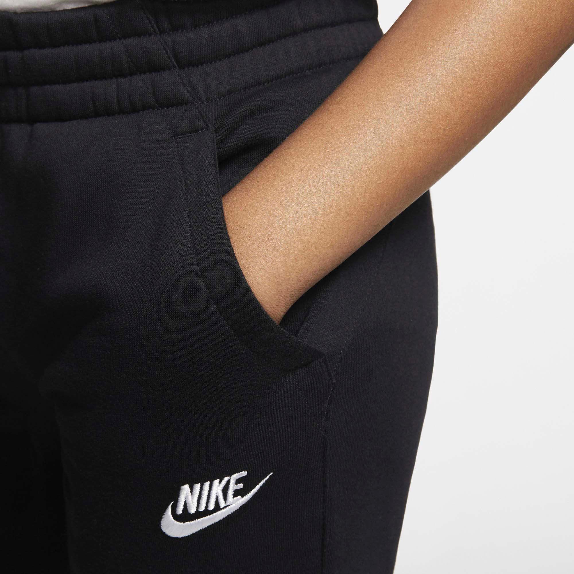 Shop black-black-black-white NSW SportScheck CORE Jungen im von Online Nike kaufen Trainingsanzug