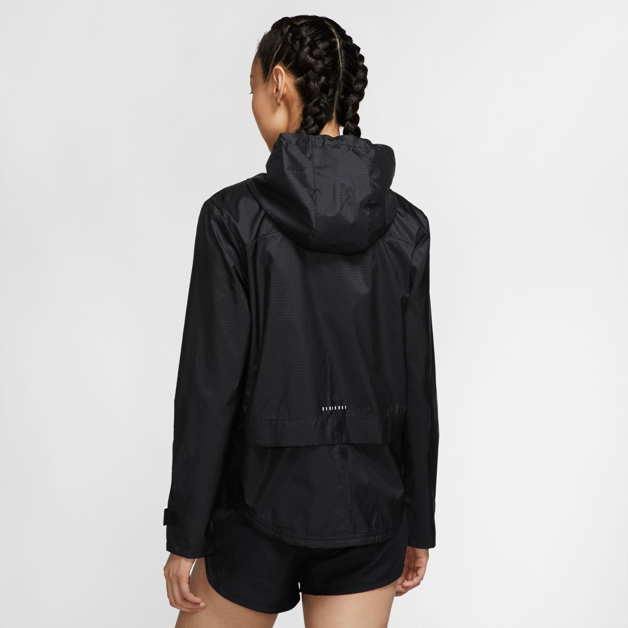 Nike Essential im black-reflective silv Laufjacke SportScheck Damen Online kaufen Shop von