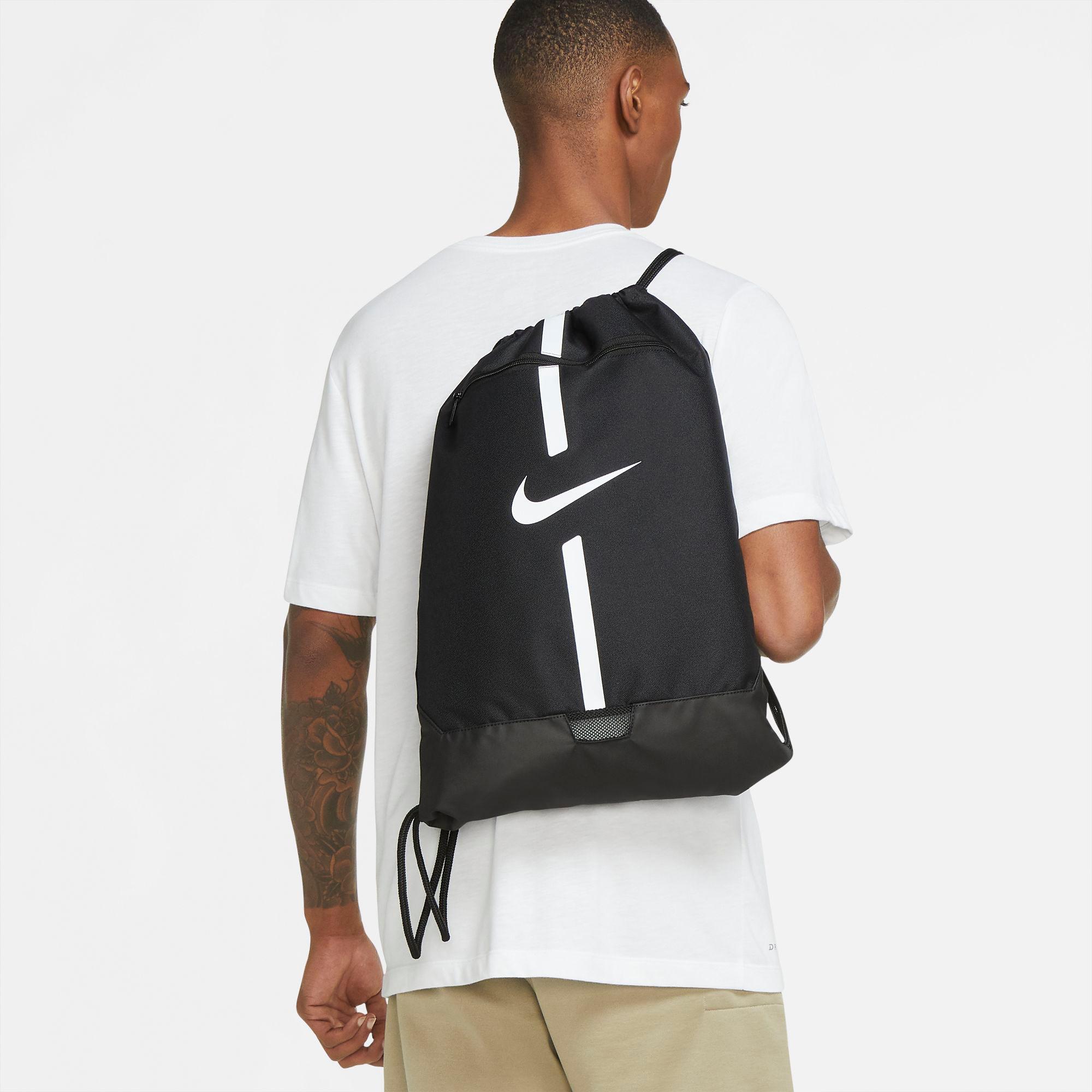 Nike Academy Turnbeutel black black white im Online Shop von SportScheck kaufen