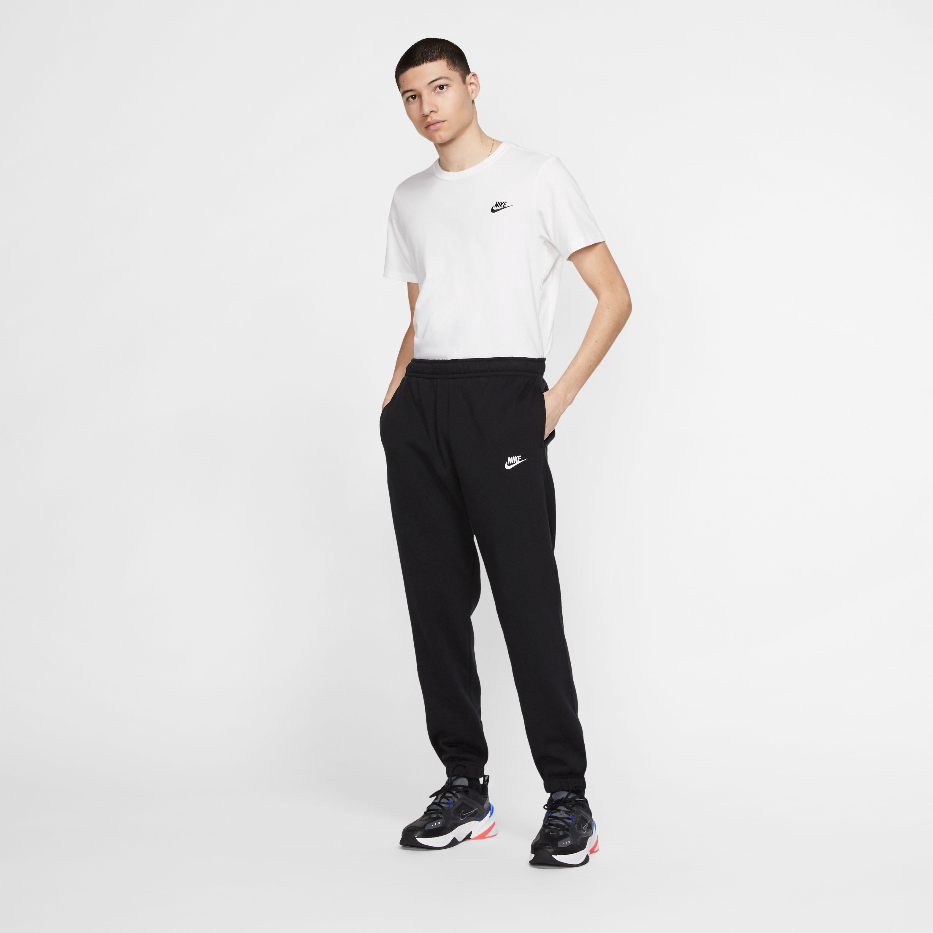 Nike NSW CLUB Sweathose Herren black black white im Online Shop von SportScheck kaufen