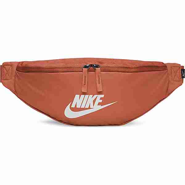 Nike Sportswear Heritage Sporttasche orange