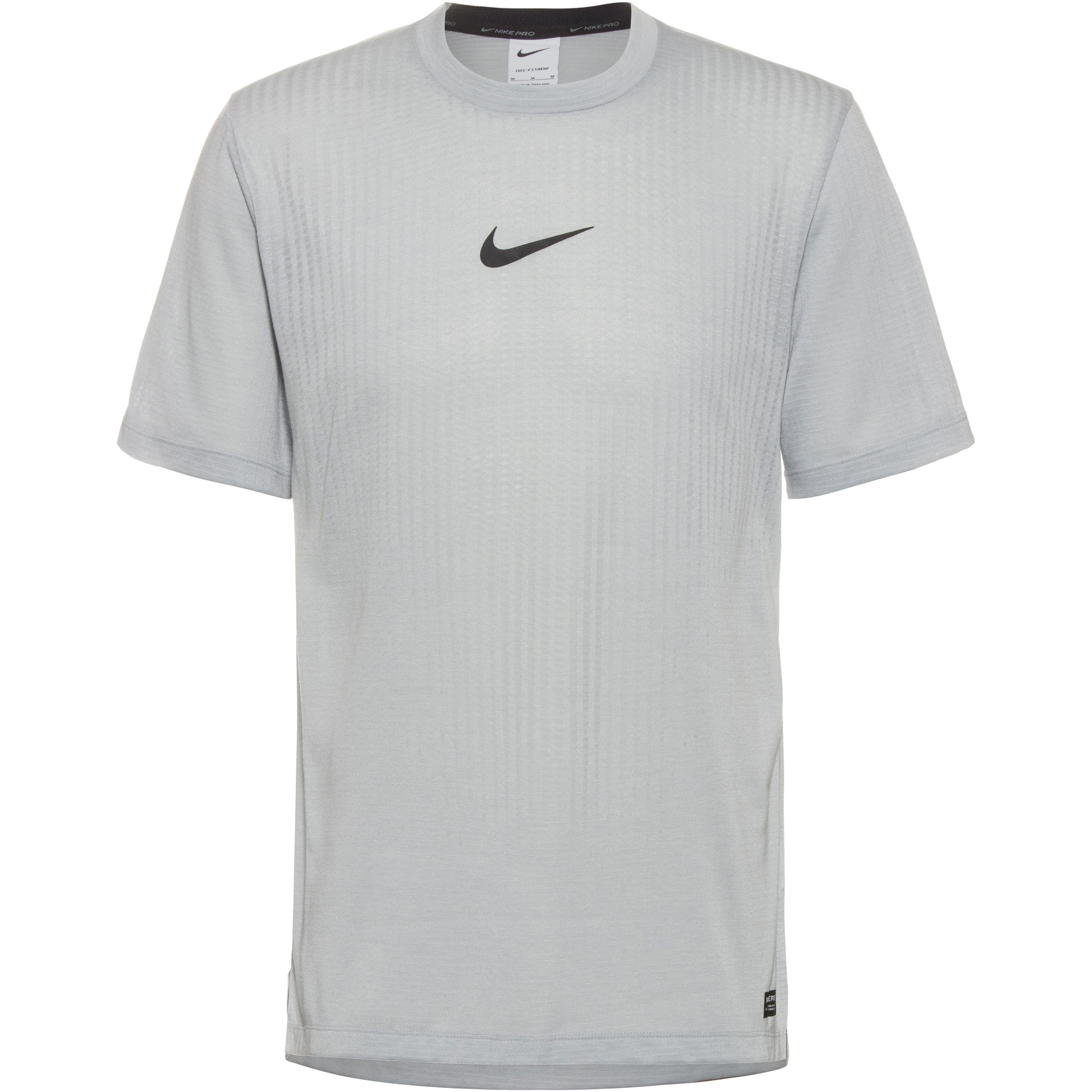 Image of Nike Dri-Fit Pro NPC Funktionsshirt Herren