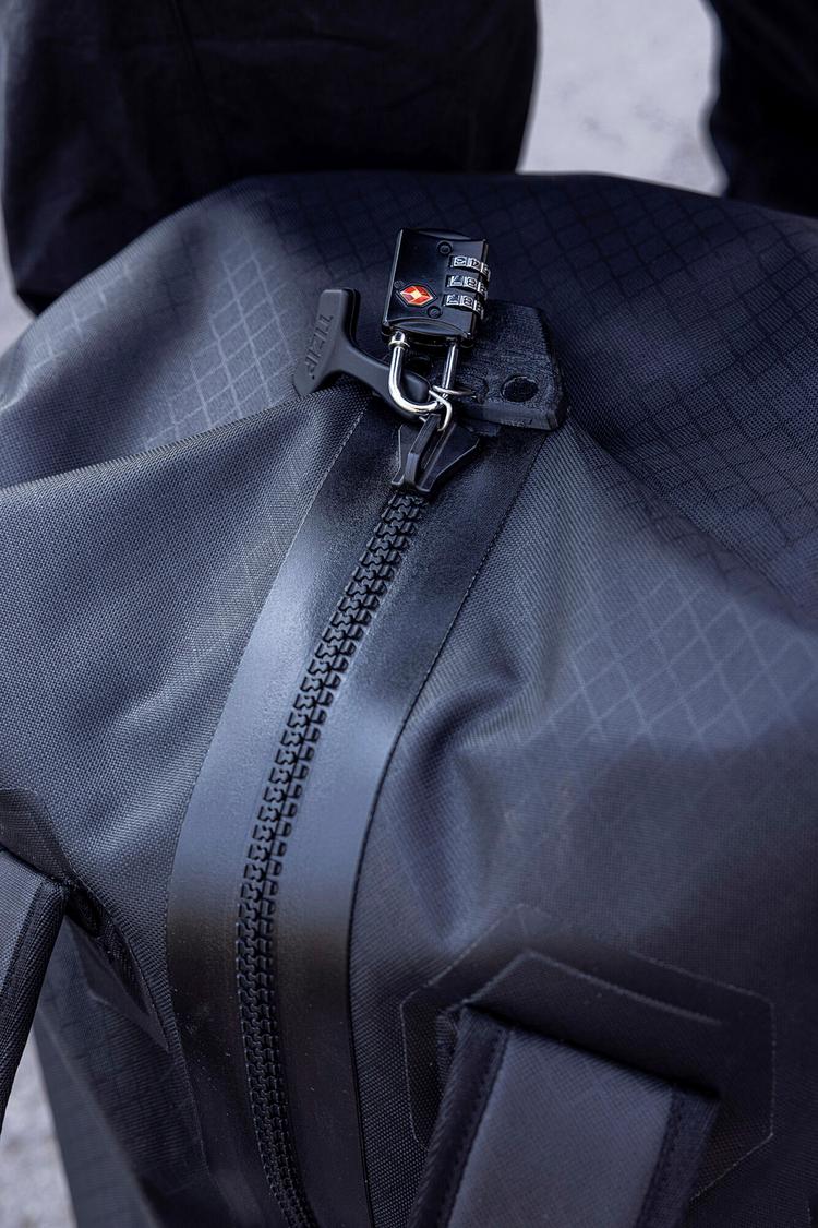 ORTLIEB ORTLIEB Duffle Metrosphere 60 L Reisetasche - black embossed - 4 | SportScheck