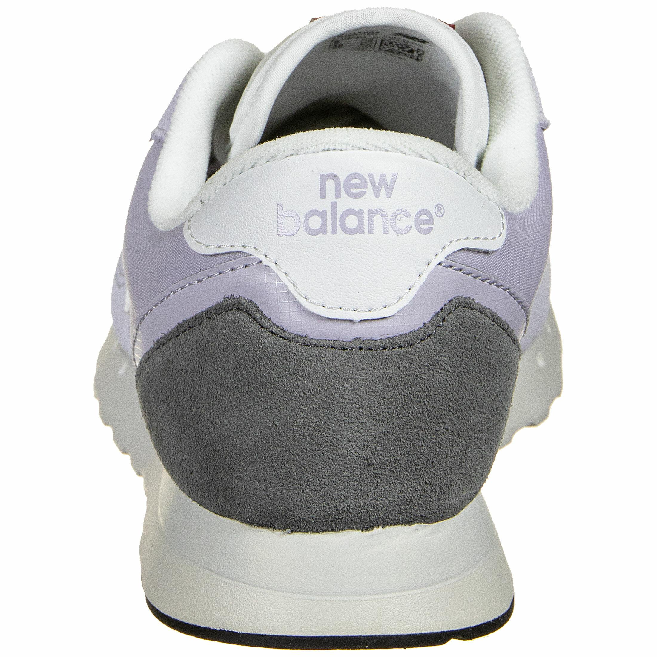 new balance flieder