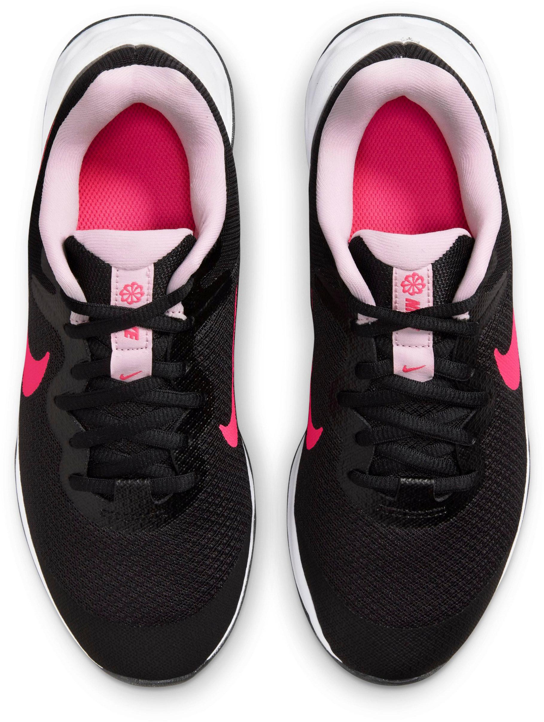 Black pink nike shoes deals