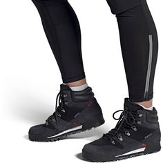 Rückansicht von adidas SNOWPITCH C. Stiefel Herren core black-core black-scarlet