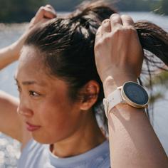 Rückansicht von Suunto 9 PEAK PRO​ Sportuhr oearl gold