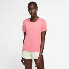 Rückansicht von Nike FAST Funktionsshirt Damen coral chalk-reflective silv