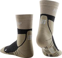 Rückansicht von CEP hiking compression mid-cut Wandersocken Damen sand-grey