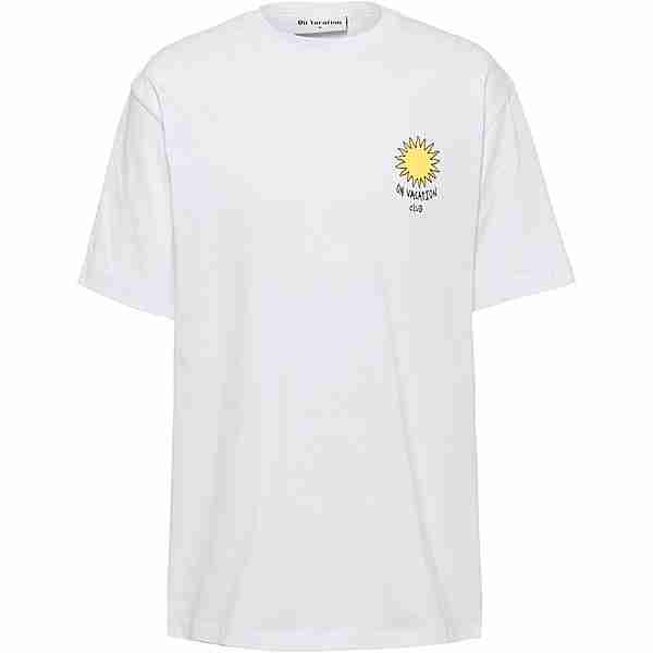 ON VACATION another Day in Paradise T-Shirt white
