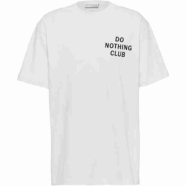 ON VACATION do nothing Club T-Shirt white