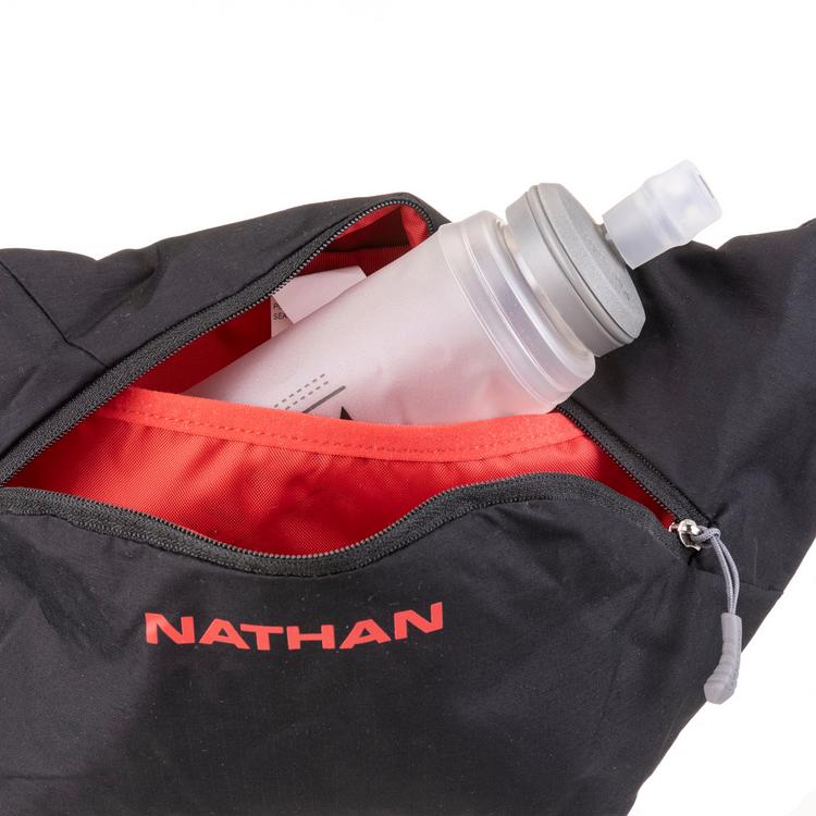 NATHAN NATHAN RUN SLING 2L Trinksystem - black-ribbon red - 1 | SportScheck