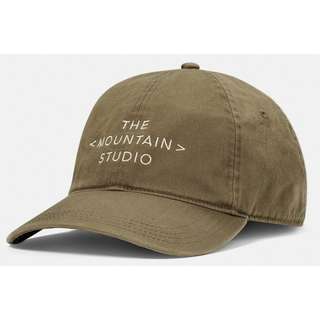 The Mountain Studio C-4 Cap forest green