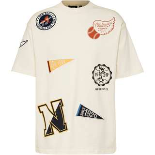 New Era Heritage Badge T-Shirt Herren white