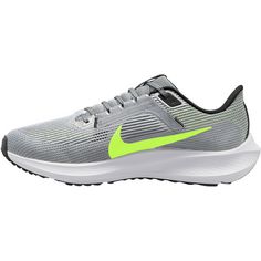 Rückansicht von Nike AIR ZOOM PEGASUS 40 Laufschuhe Herren wolf grey-volt-black-white