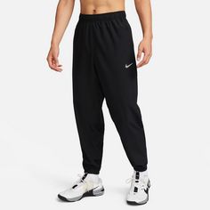 Rückansicht von Nike Form Trainingshose Herren black-black-reflective silv