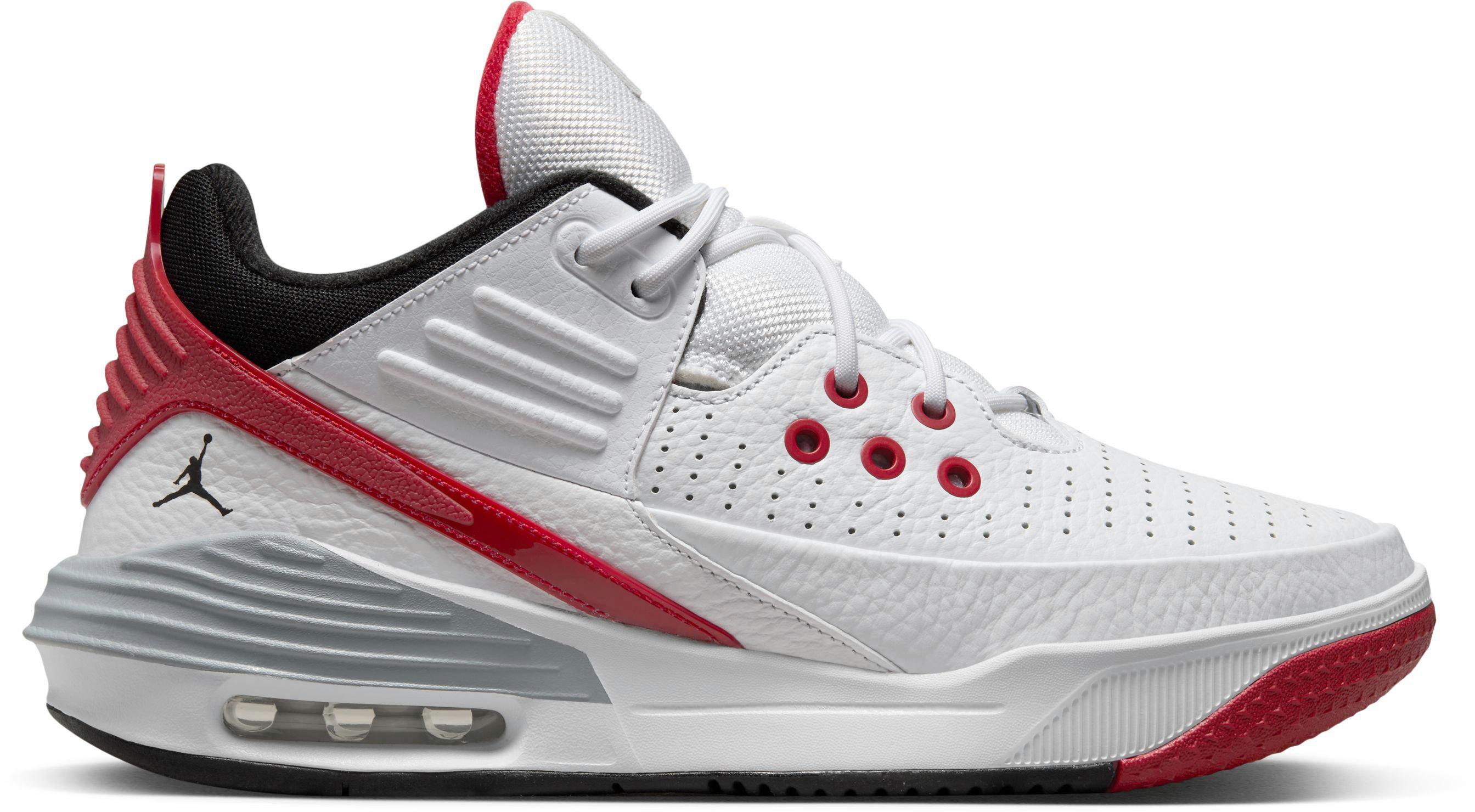 Nike Max Aura 5 Basketballschuhe Herren white black varsity red wolf grey im Online Shop von SportScheck kaufen