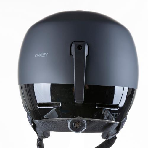 Rückansicht von Oakley MOD1 Skihelm black