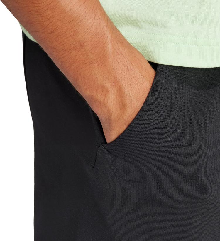 adidas adidas Future Icons Badge of Sports Shorts Herren - black - 4 | SportScheck