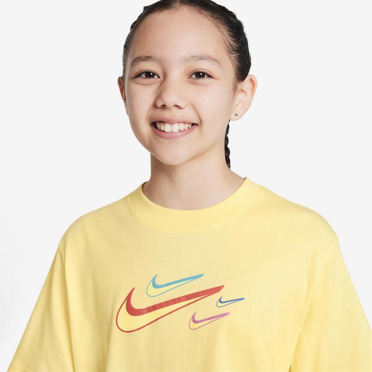 Nike Nike NSW SWOOSH T-Shirt M&auml;dchen - soft yellow - 2 | SportScheck