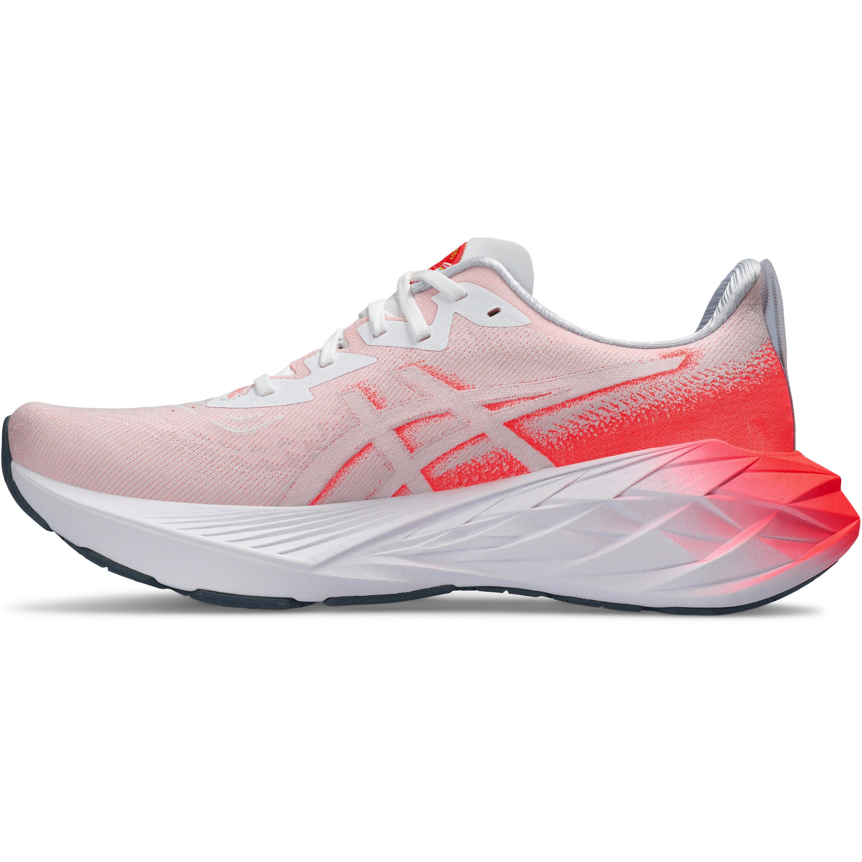 ASICS NOVABLAST 4 Laufschuhe Herren