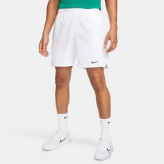 Rückansicht von Nike Victory Tennisshorts Herren white-black