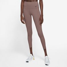 Rückansicht von Nike Dri-Fit UNIVERSAL 7/8-Tights Damen smokey mauve-black