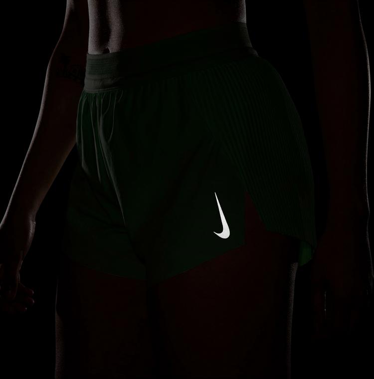 Nike Nike ARSWFT DFADV Laufshorts Damen - vapor green-black - 4 | SportScheck