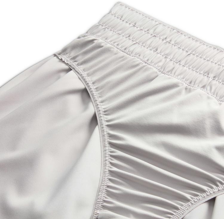 Nike Nike ONE Dri-Fit Funktionsshorts Damen - platinum violet-reflective silv - 4 | SportScheck