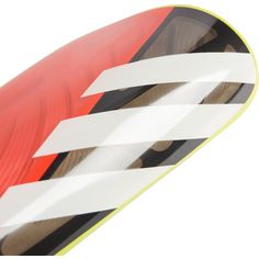 Rückansicht von adidas TIRO SG LGE Schienbeinschoner solar red-black-white