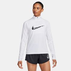 Rückansicht von Nike SWSH HBR DF Funktionsshirt Damen white-black
