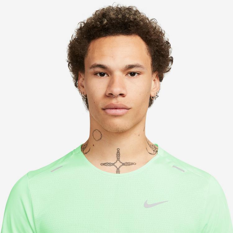 Nike Nike Rise 365 Funktionsshirt Herren - vapor green-reflective silv - 2 | SportScheck