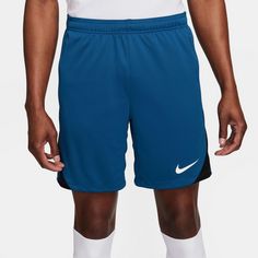 Rückansicht von Nike Strike Fußballshorts Herren court blue-court blue-black-white