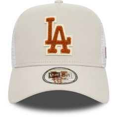 Rückansicht von New Era MLB Boucle Los Angeles Dodgers Trucker Cap stone-white