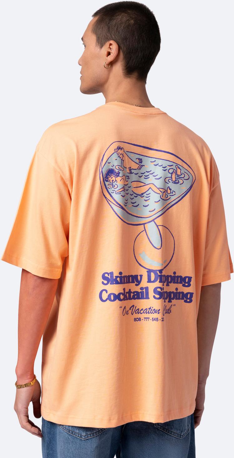 ON VACATION ON VACATION Skinny Dippin Cocktail Sippin T-Shirt - peach - 1 | SportScheck