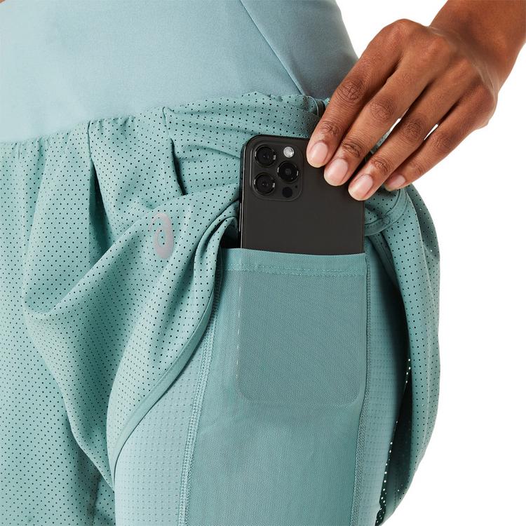 ASICS ASICS ROAD Funktionsshorts Damen - celadon - 8 | SportScheck