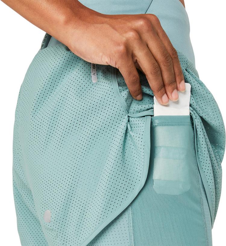 ASICS ASICS ROAD Funktionsshorts Damen - celadon - 9 | SportScheck