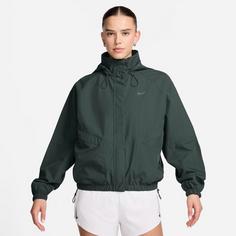 Rückansicht von Nike SWIFT SF Laufjacke Damen vintage green-black-reflective silv