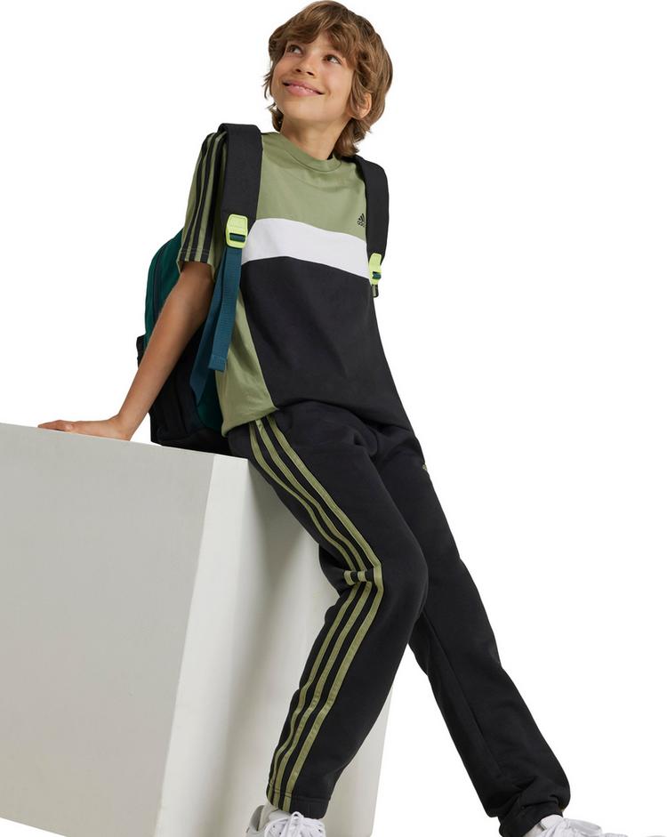 adidas adidas 3 STRIPES T-Shirt Kinder - tent green-black-white - 2 | SportScheck