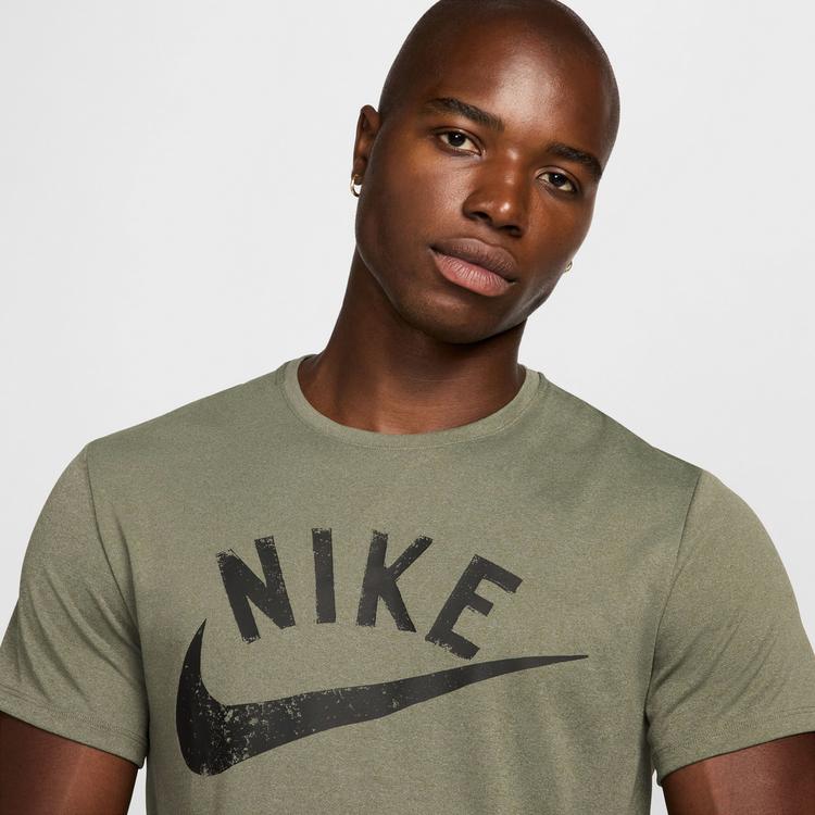 Nike Nike MILER SWOOSH Funktionsshirt Herren - dark stucco-cargo khaki-htr-black - 2 | SportScheck